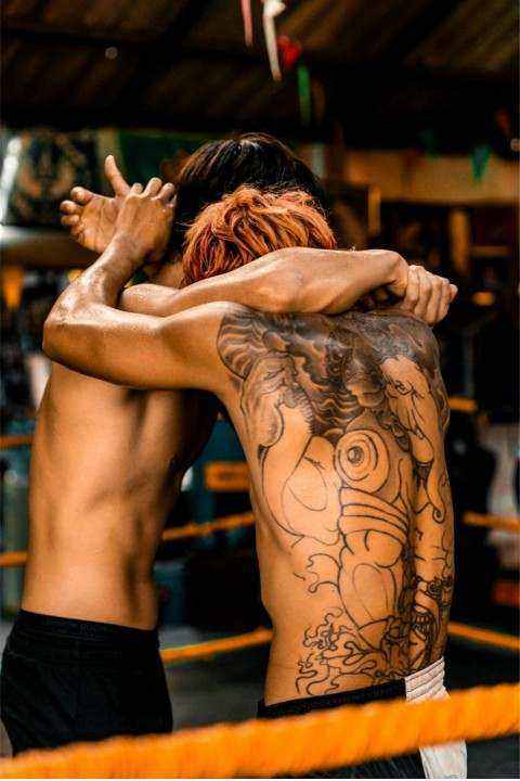 Freestanding heavy bag